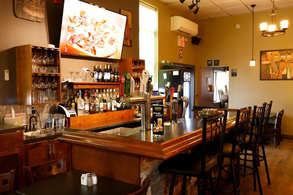 Apollo's Pizzeria interior